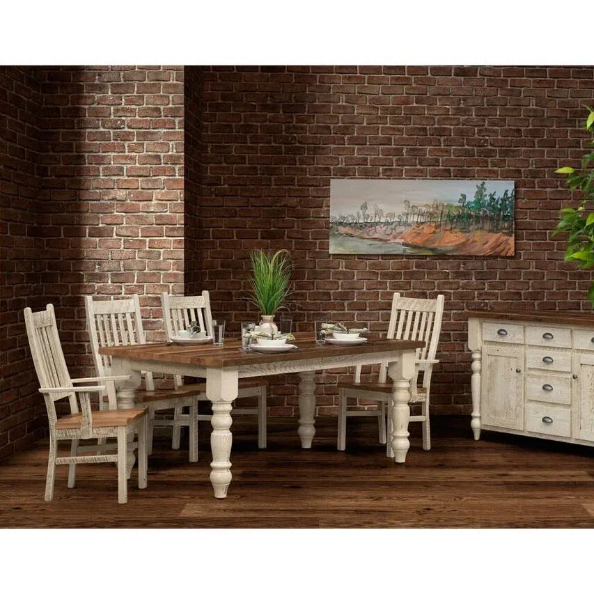 Sedie da pranzo in legno dal fascino retrò